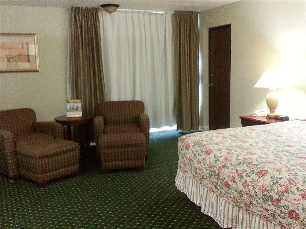 Four Seasons Motor Lodge Gatlinburg Εξωτερικό φωτογραφία